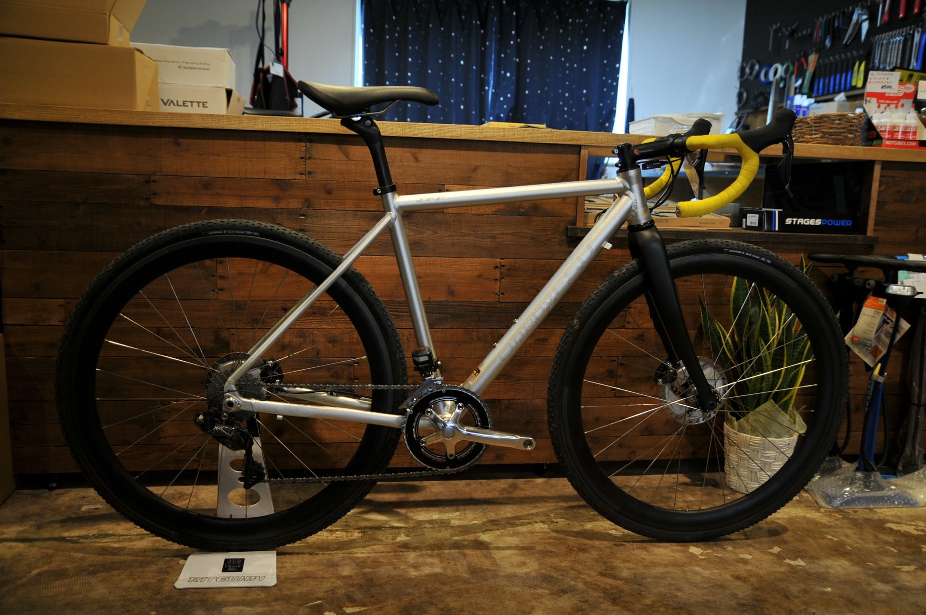 シクロクロス試乗車入荷！！！ - 小田原市国府津のスポーツ自転車専門 