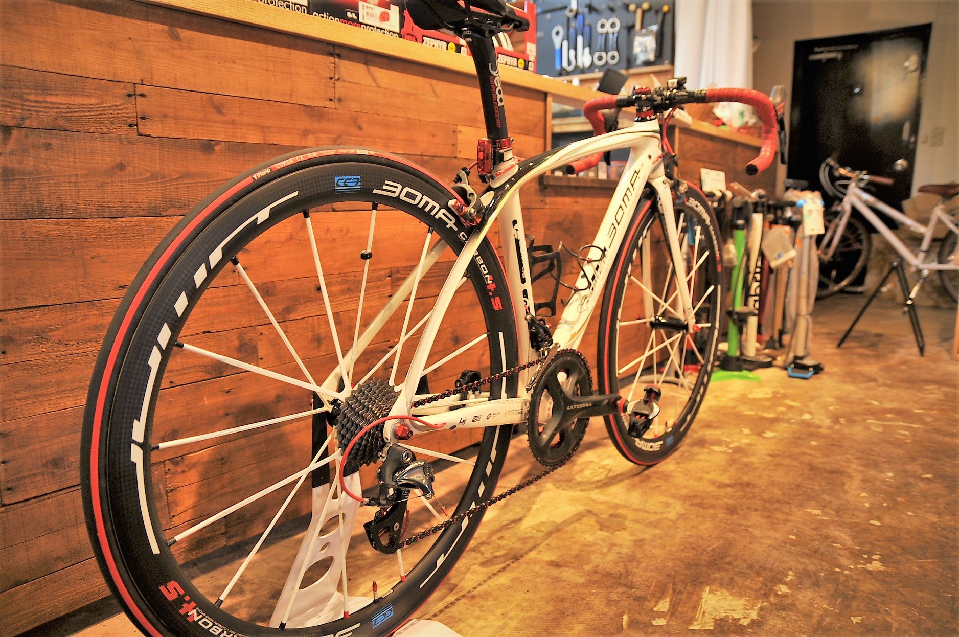 CD49F11B-1200-48B3-A665-